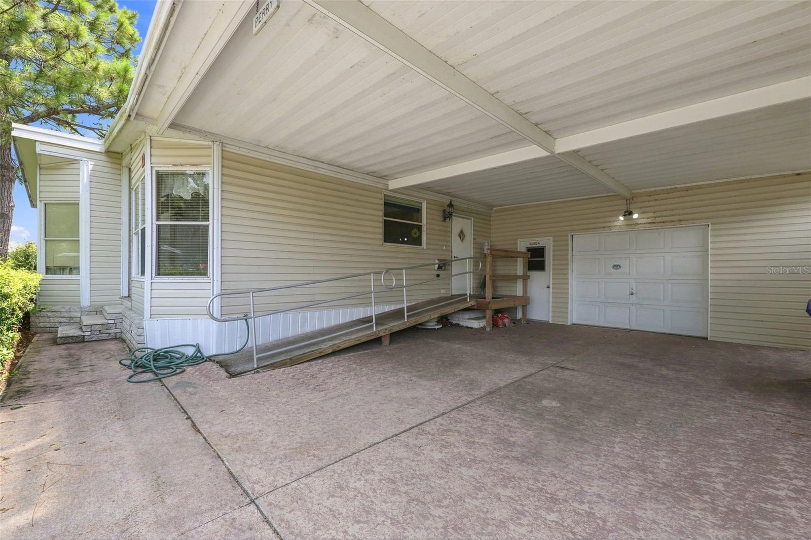 3215 WEKIVA ROAD