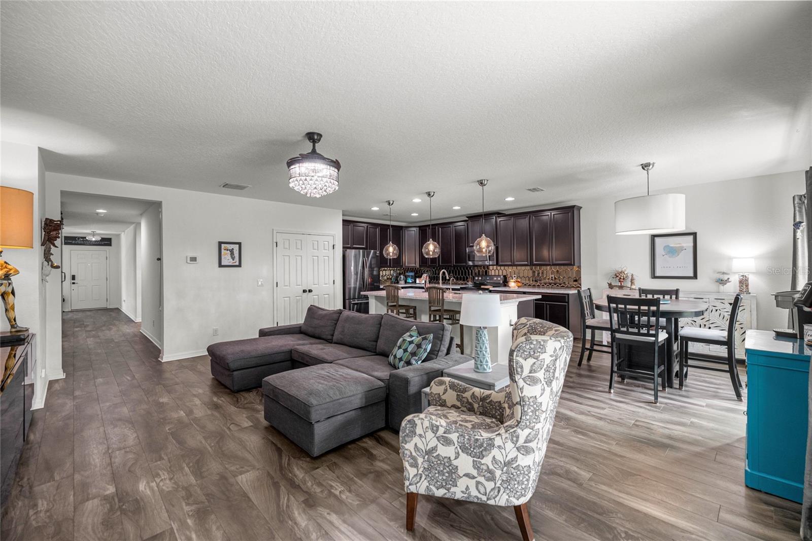 GROVELAND PRESERVE AT SUNRISE PH 01 - Residential