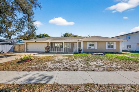 Photo of 527 Julie Lane, Brandon, FL 33511 (MLS # TB8468895)