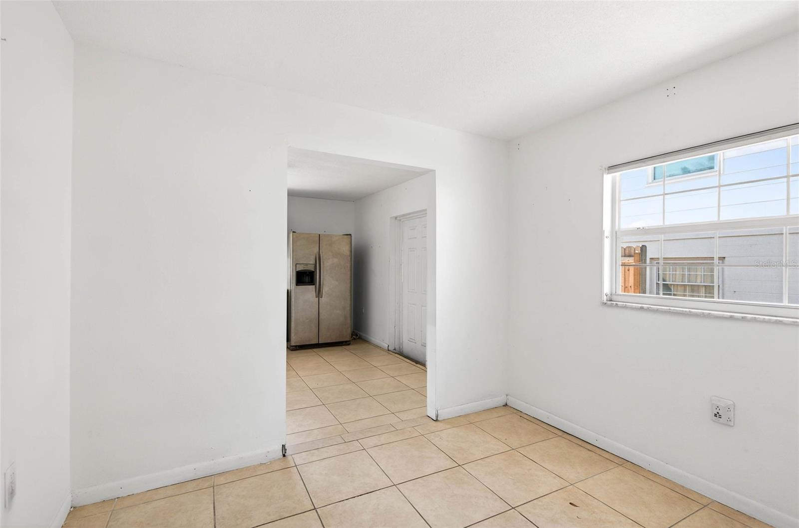 AVIS HOMES UNIT 1 - Residential