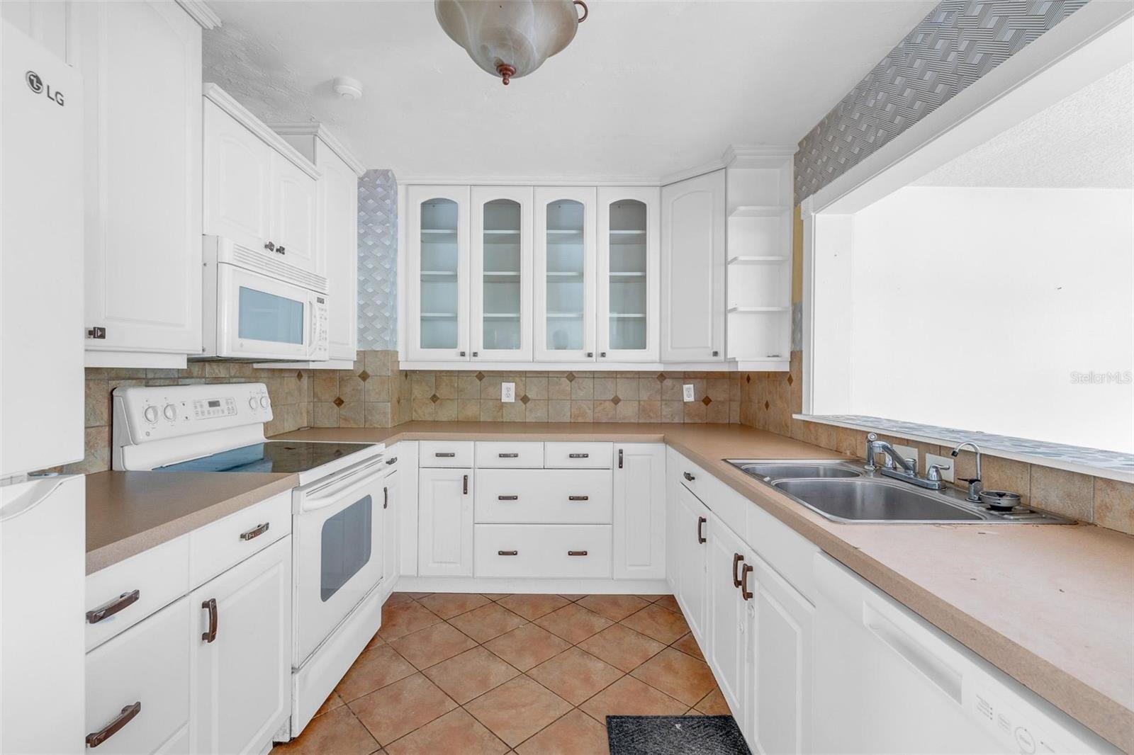 PHILLIPS REP 01 LAKEWOOD - Residential