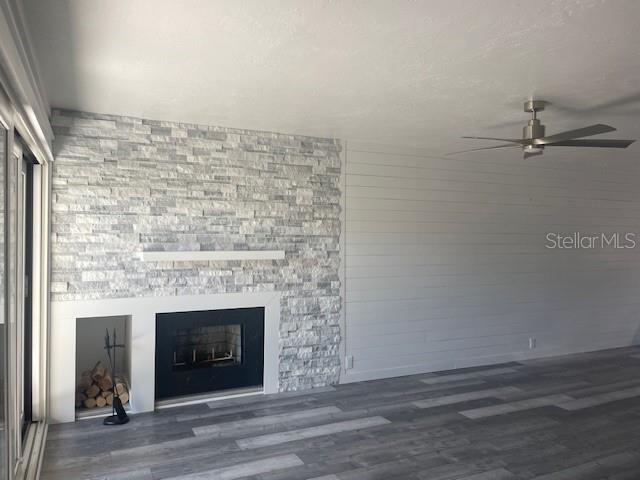 HUDSON OAKS - Residential Lease