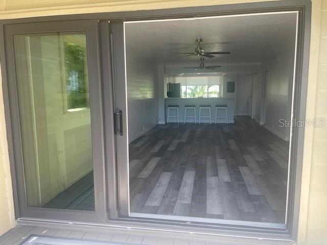 HUDSON OAKS - Residential Lease