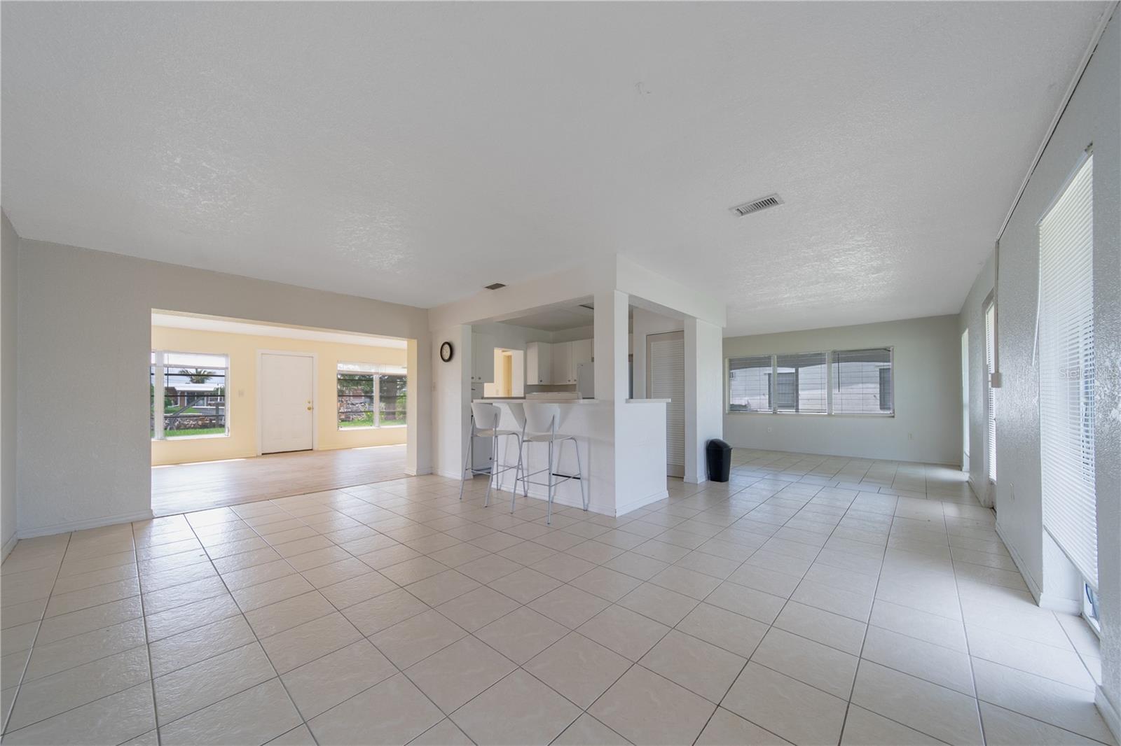 4045 CONWAY BOULEVARD