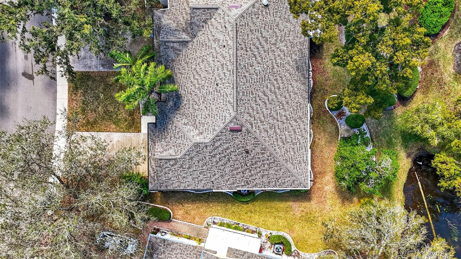 MANCHESTER 02 CONDO - Residential