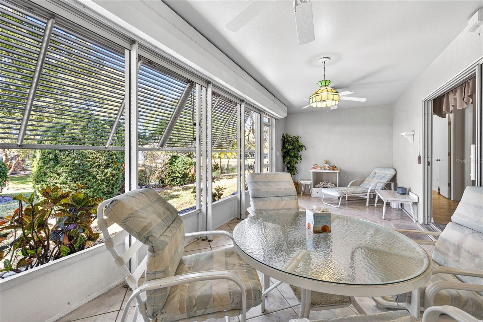 MANCHESTER 02 CONDO - Residential