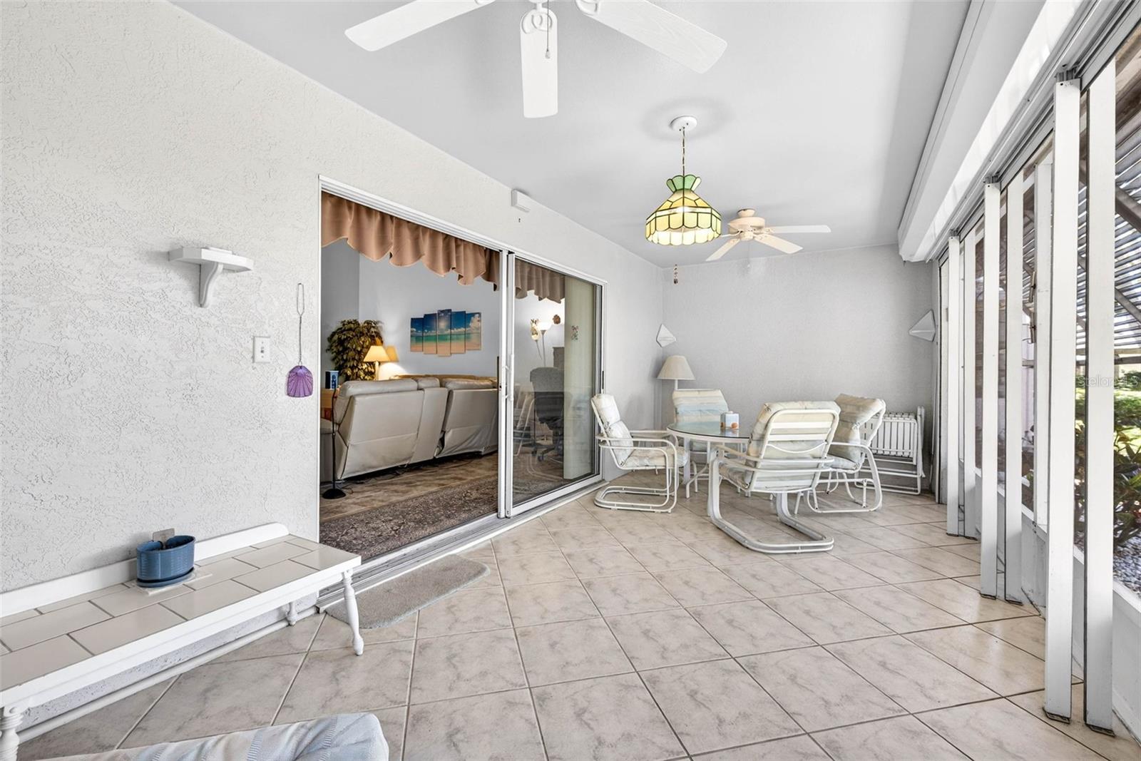 MANCHESTER 02 CONDO - Residential