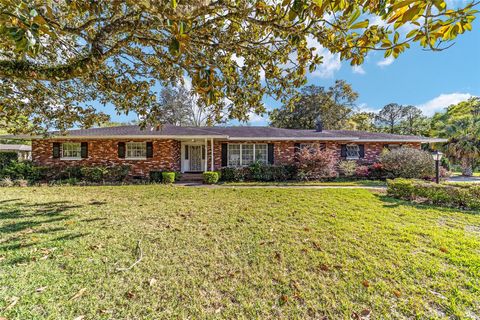 Photo of 1904 NW 14th Street, Ocala, FL 34475 (MLS # OM721852)