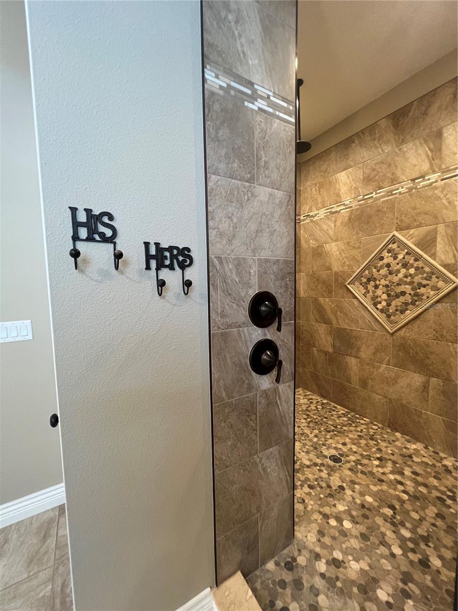 HARBORPOINTE - Residential