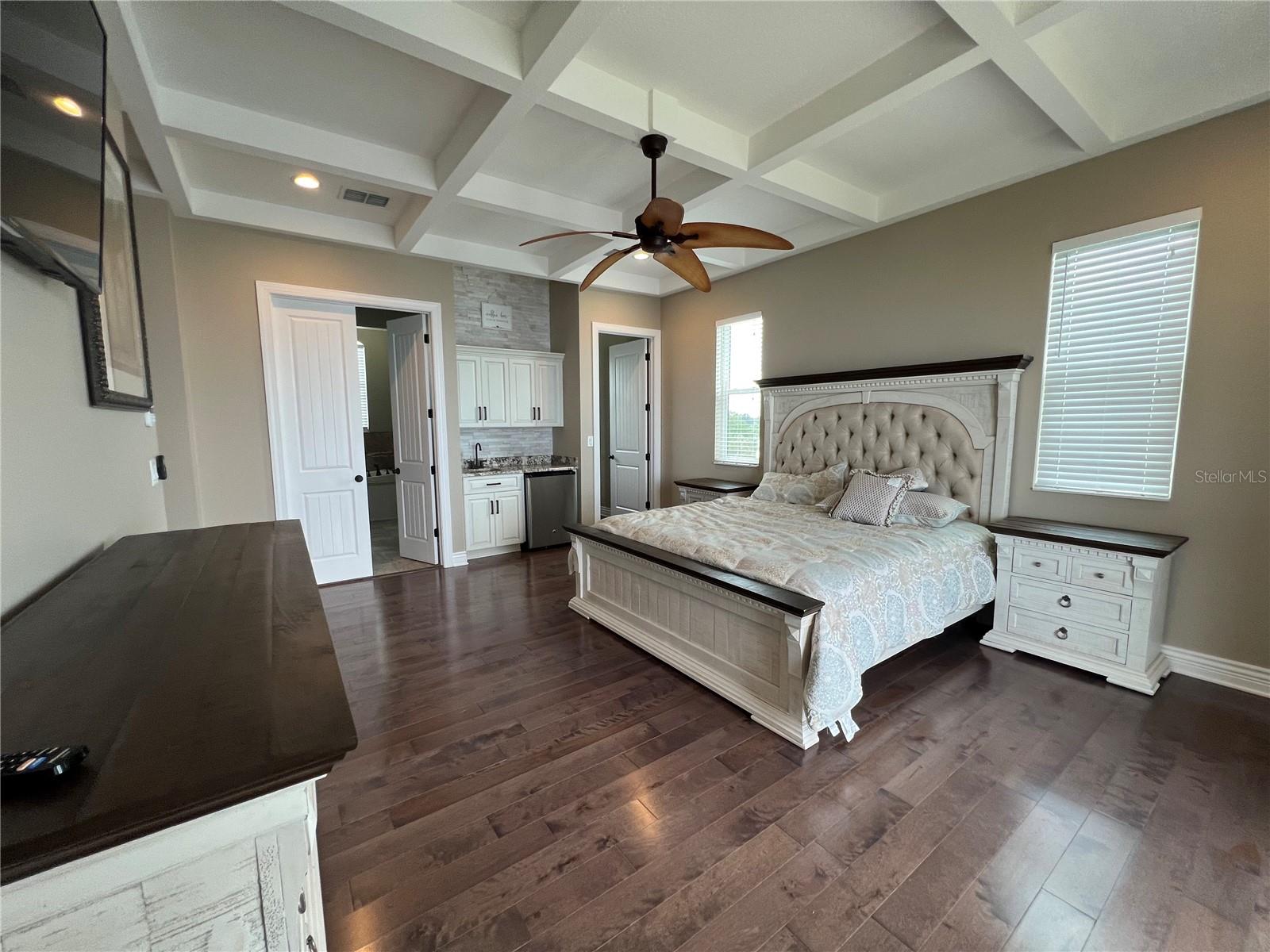 HARBORPOINTE - Residential