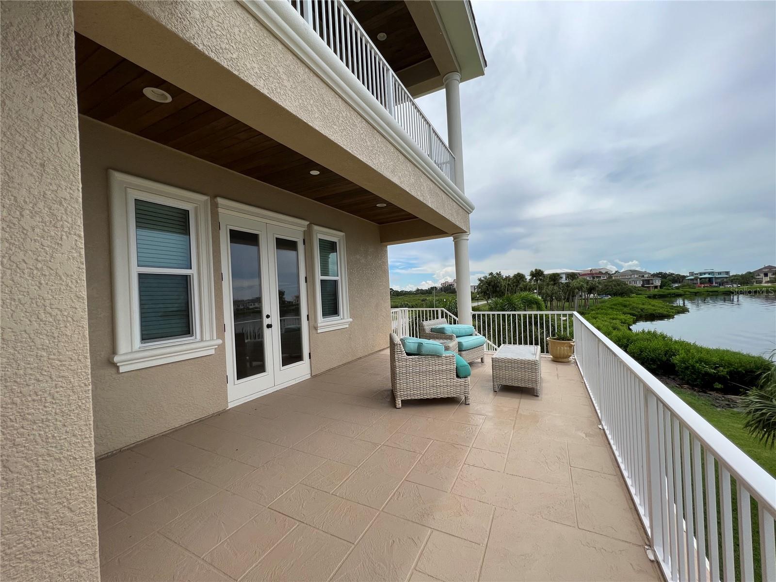 HARBORPOINTE - Residential