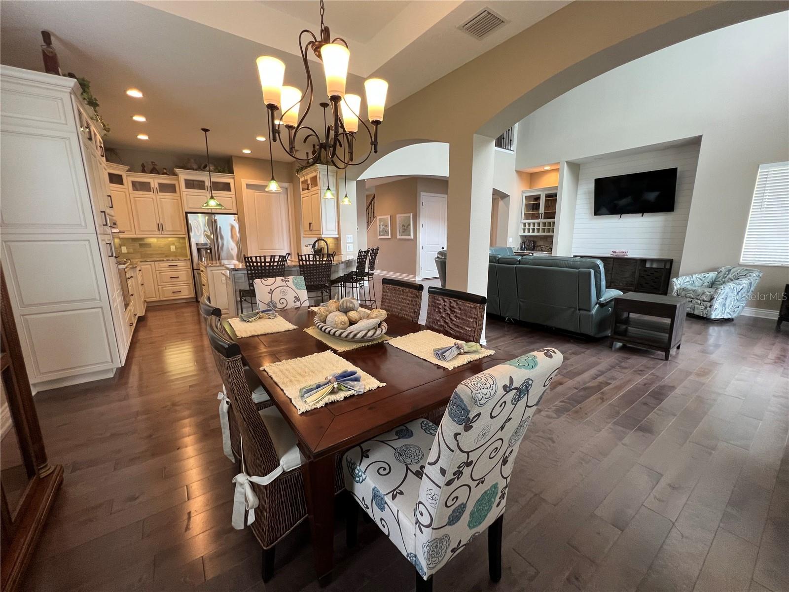 HARBORPOINTE - Residential