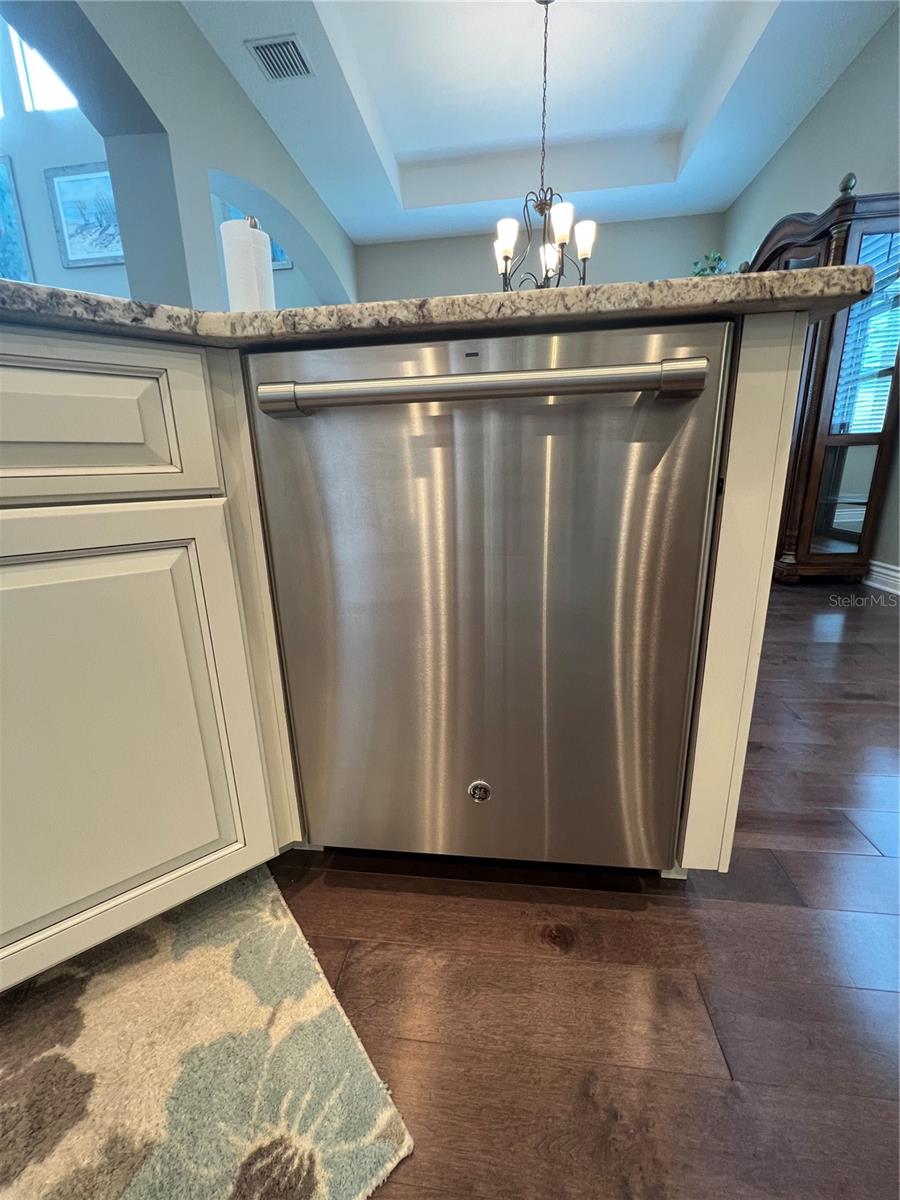 HARBORPOINTE - Residential