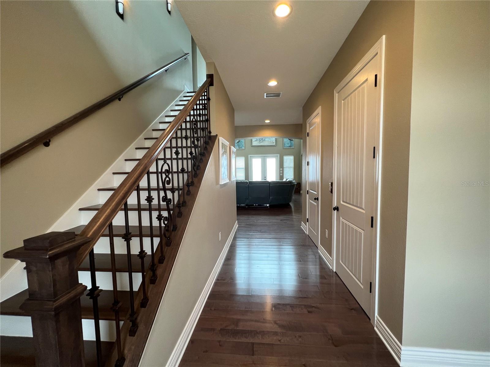 HARBORPOINTE - Residential