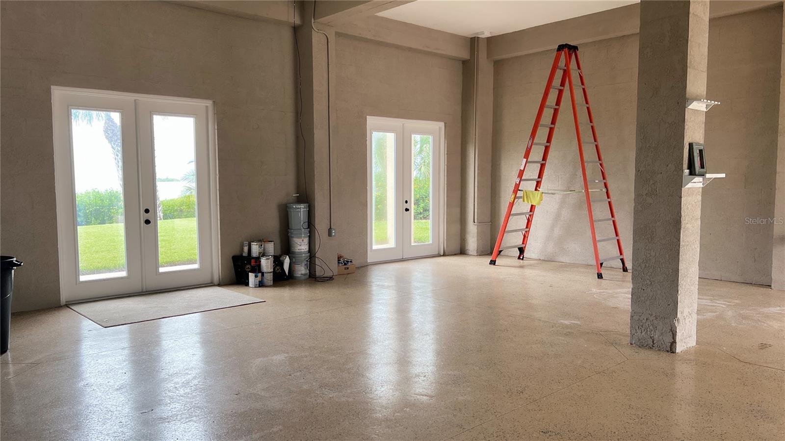 HARBORPOINTE - Residential