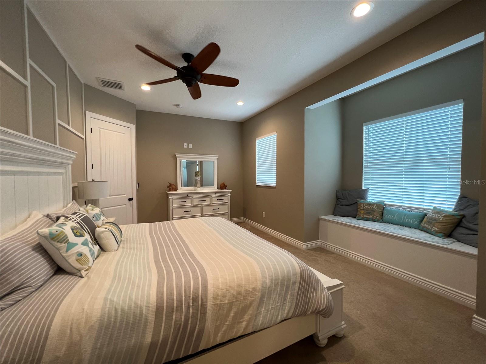 HARBORPOINTE - Residential