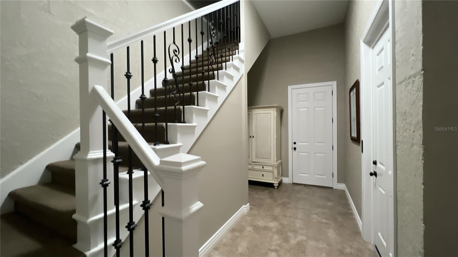 HARBORPOINTE - Residential