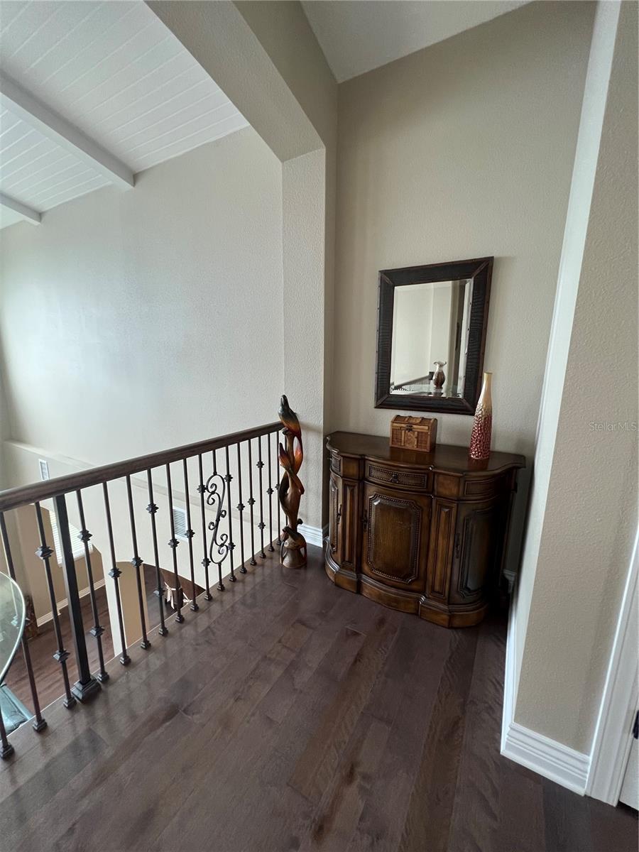 HARBORPOINTE - Residential