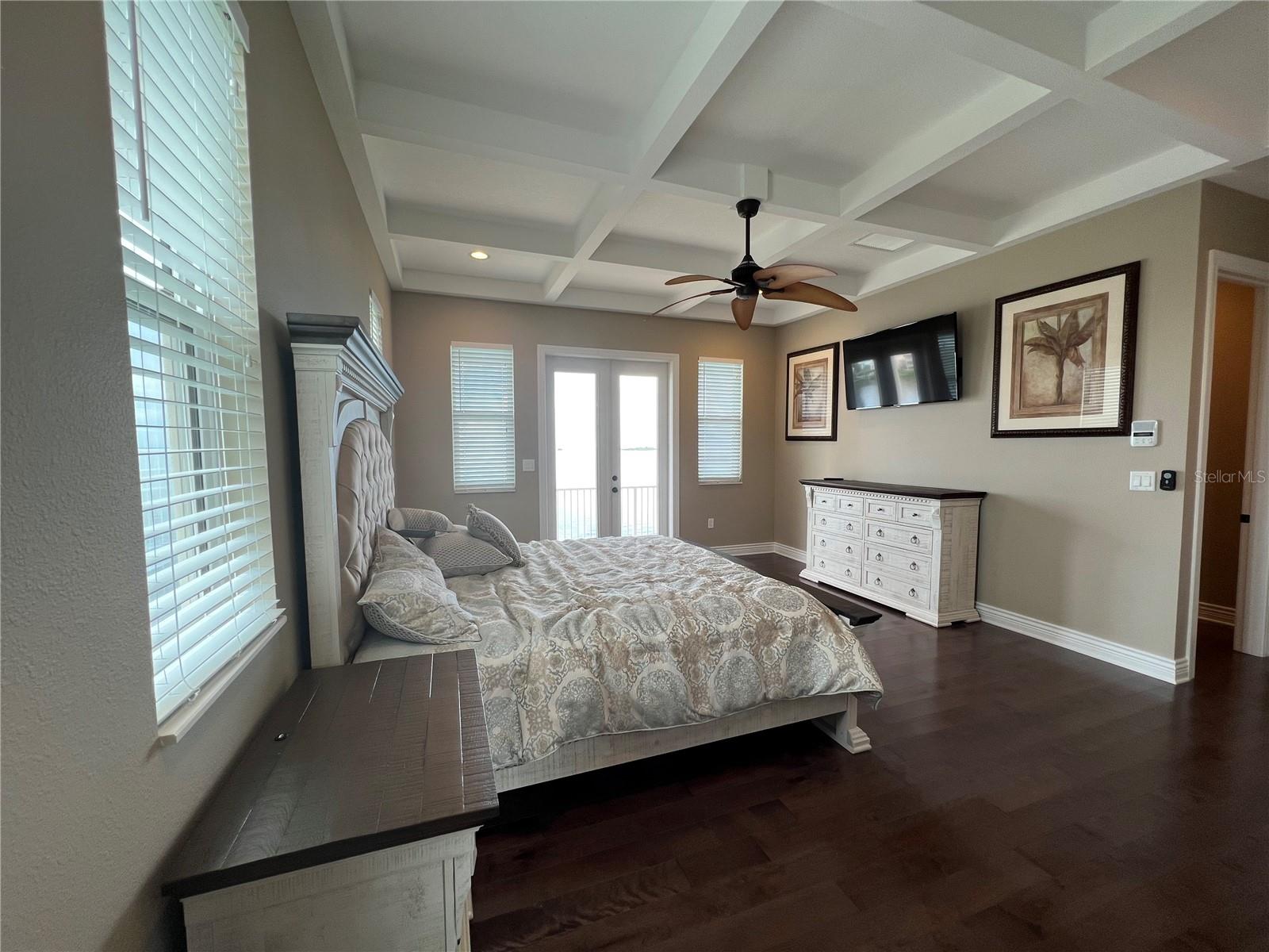 HARBORPOINTE - Residential