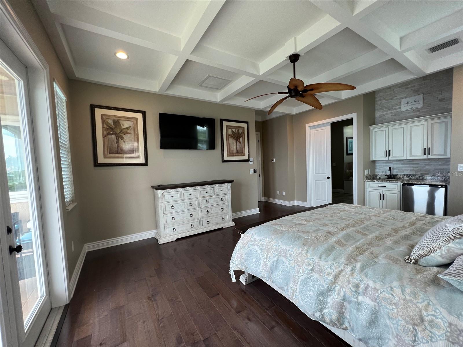 HARBORPOINTE - Residential