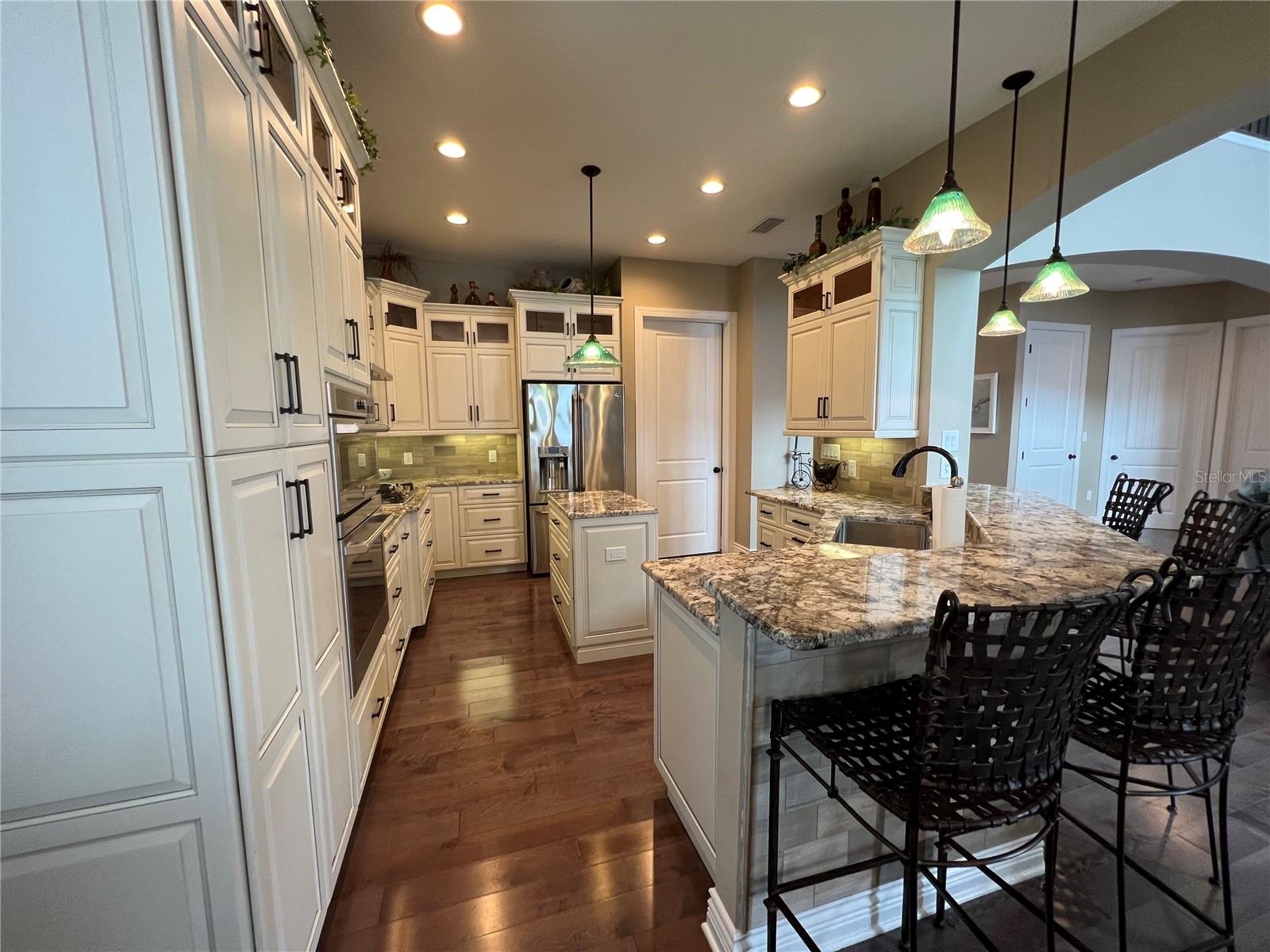 HARBORPOINTE - Residential