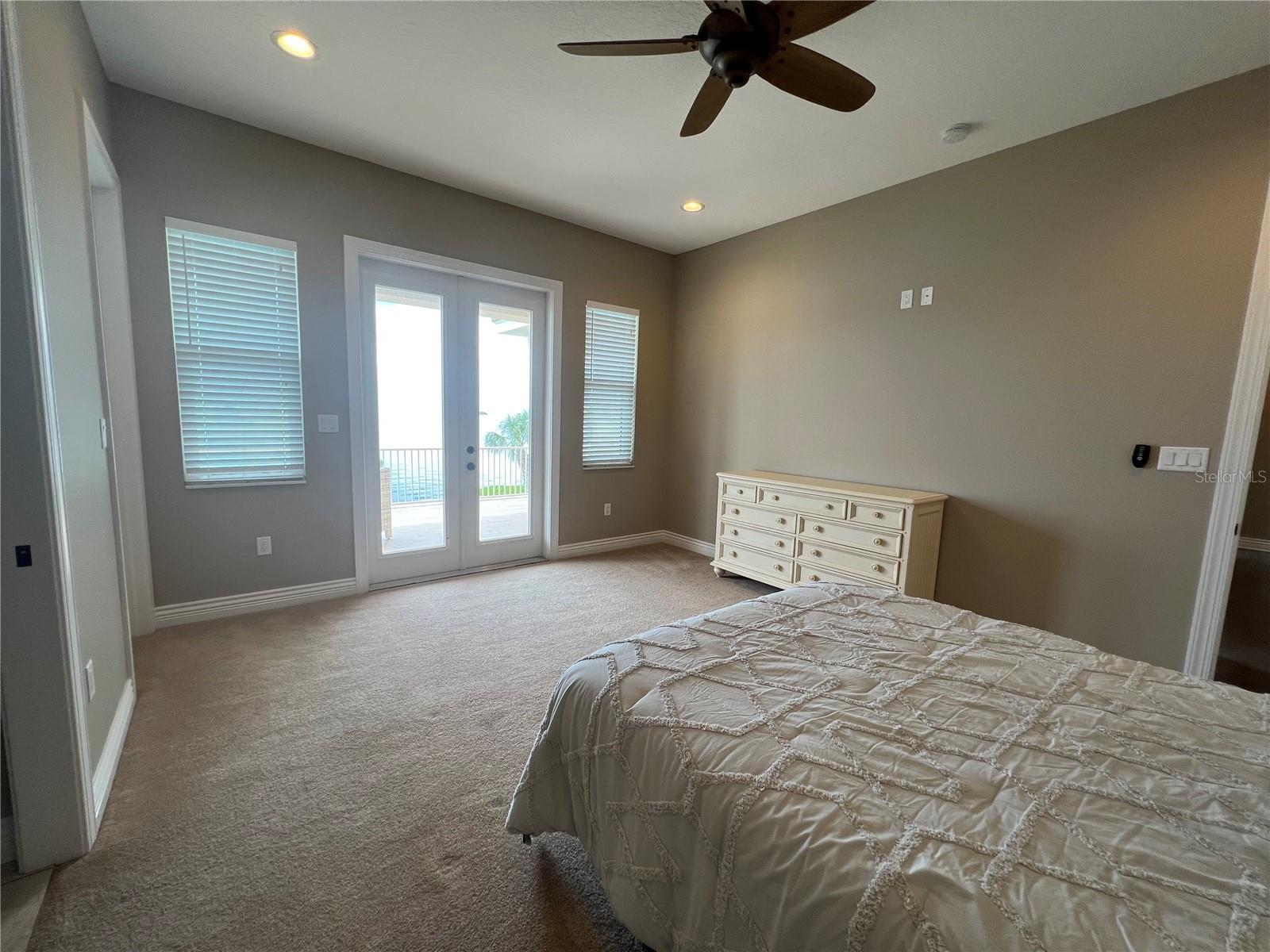 HARBORPOINTE - Residential