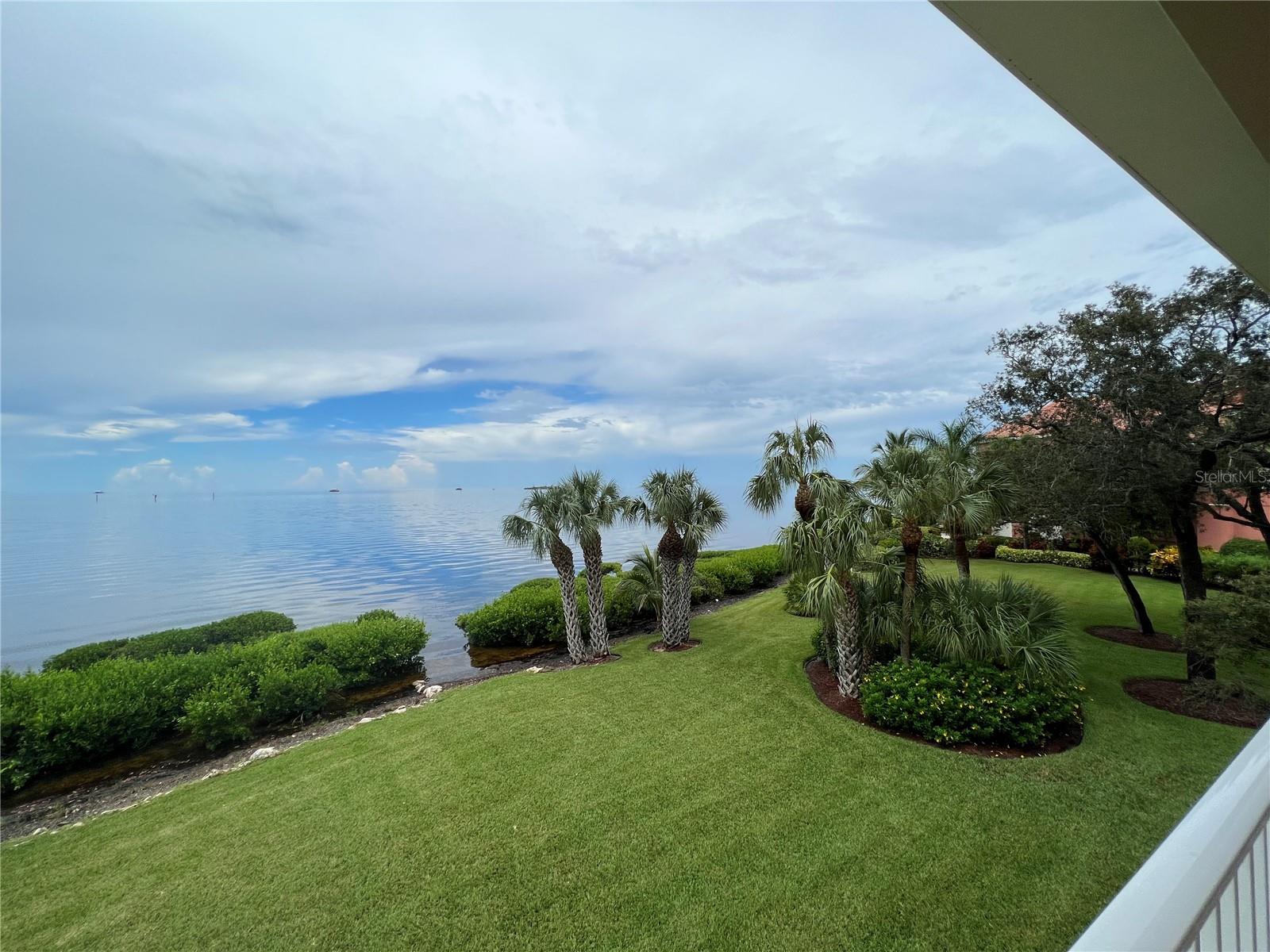 HARBORPOINTE - Residential