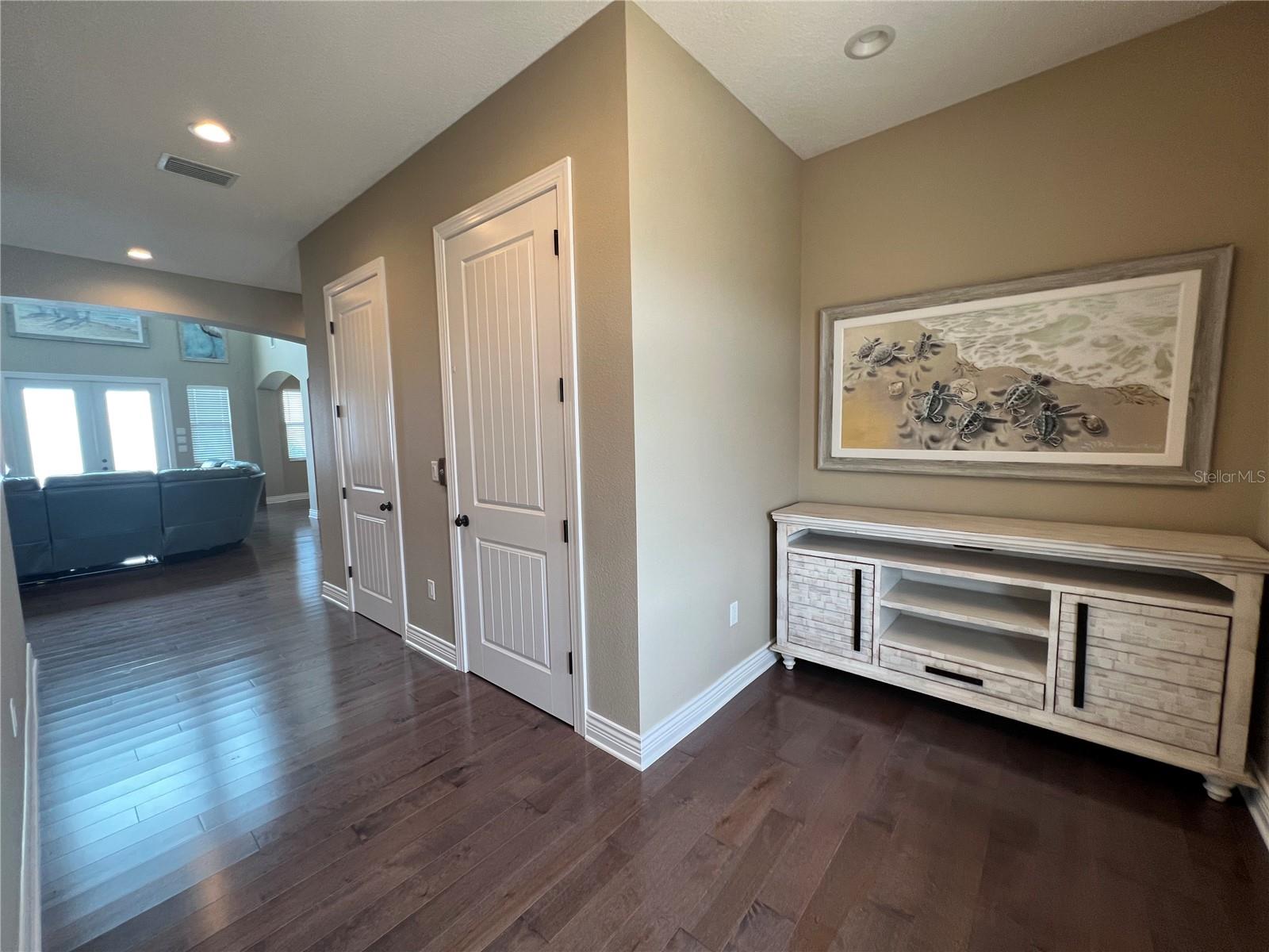 HARBORPOINTE - Residential