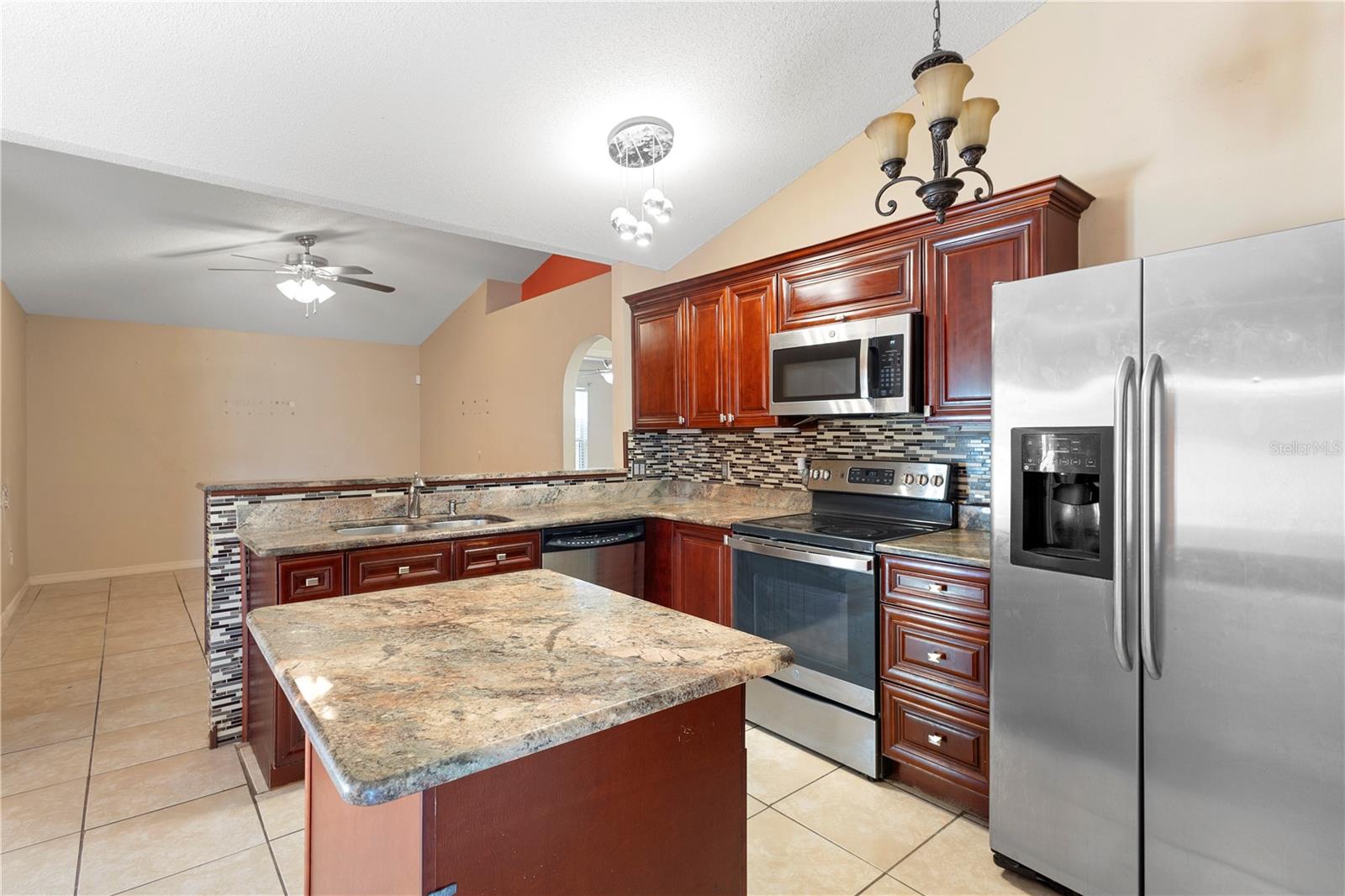 1319 DUNBARTON COURT