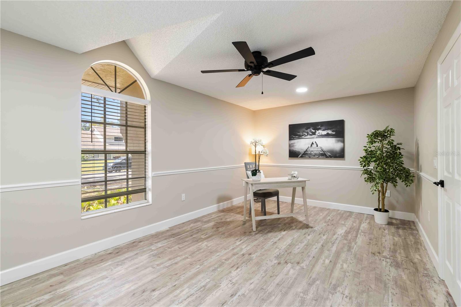 AZALEA PARK NORTHWEST - Residential