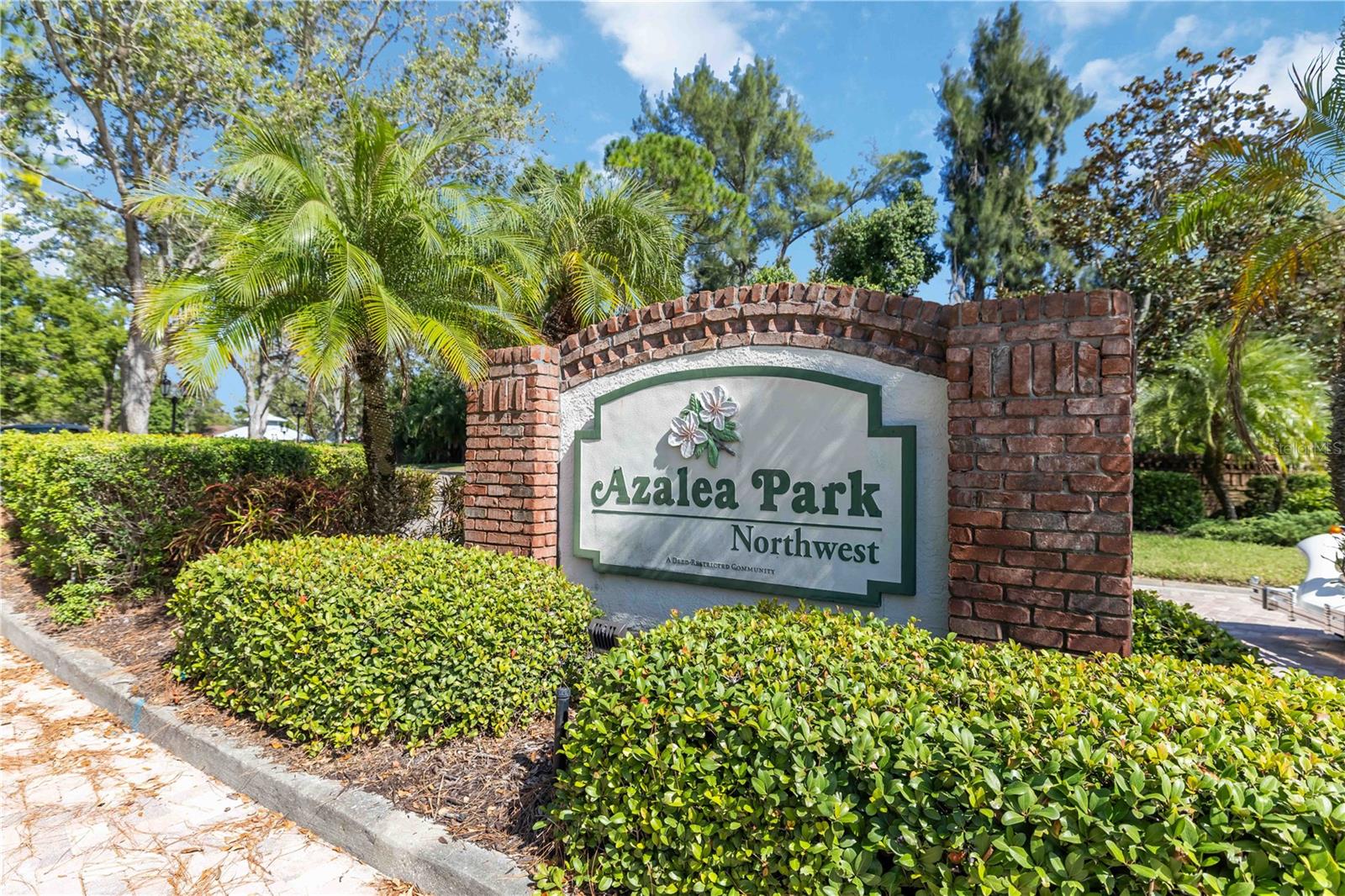 AZALEA PARK NORTHWEST - Residential