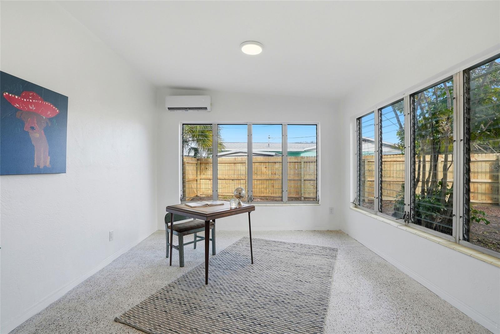 WINSTON PARK - Residential