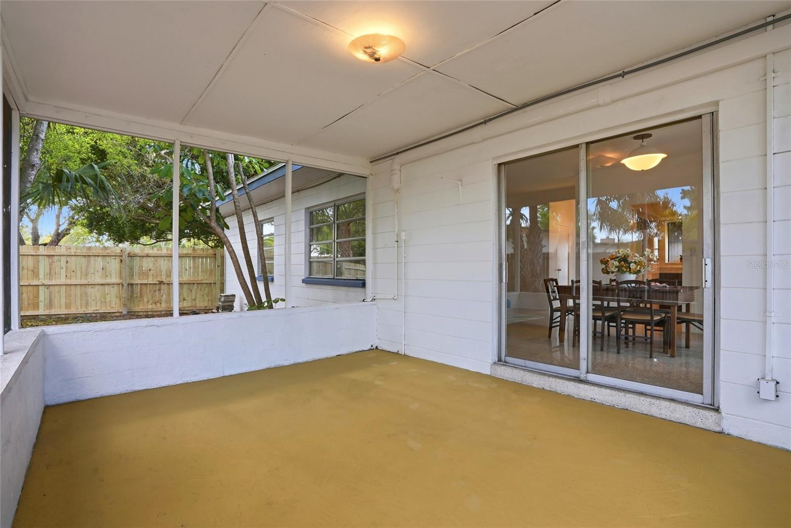 WINSTON PARK - Residential