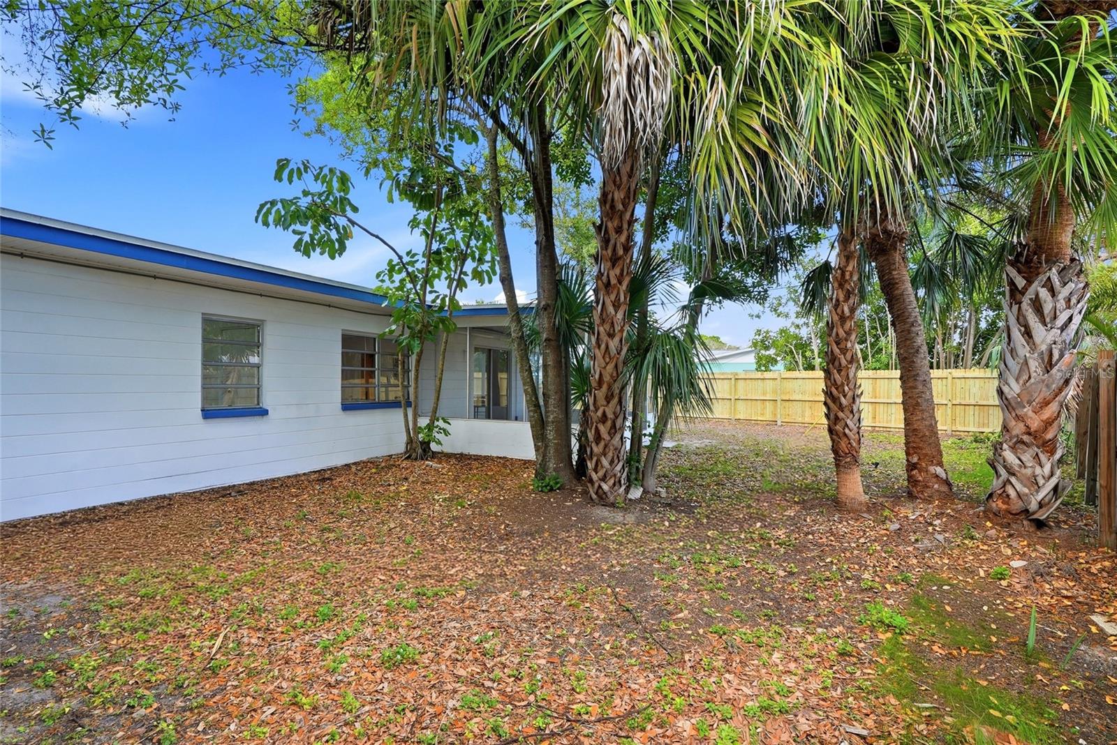 WINSTON PARK - Residential