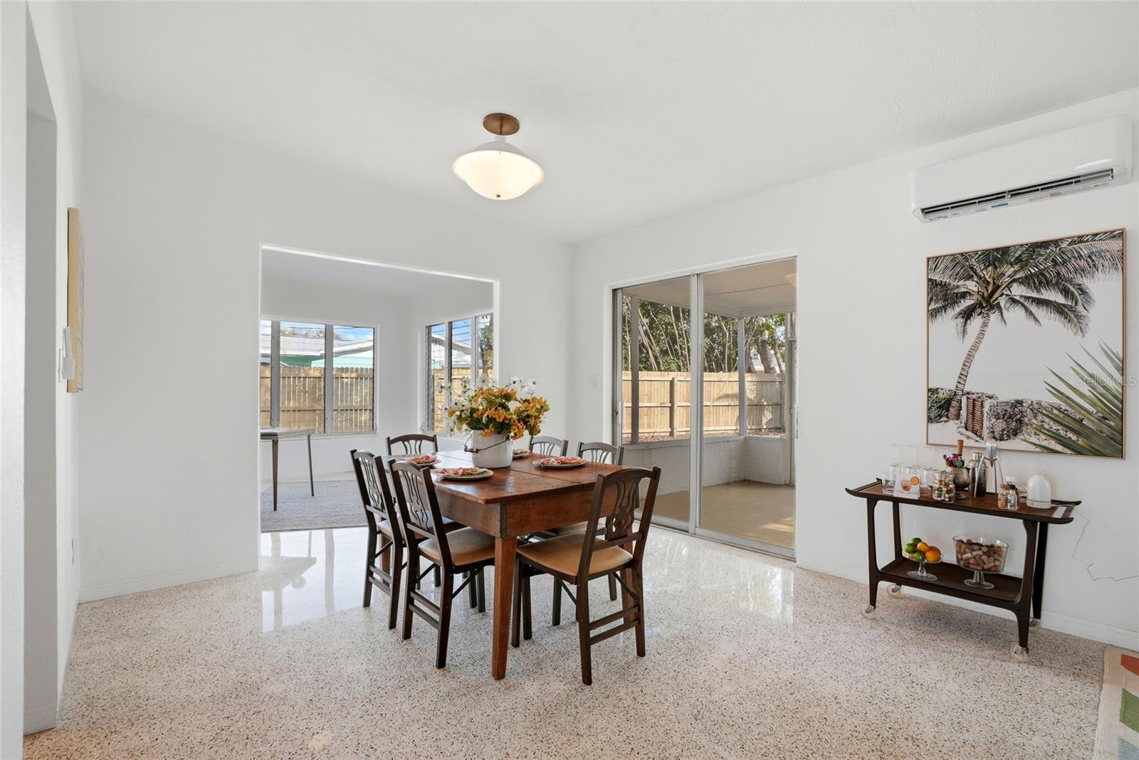 WINSTON PARK - Residential