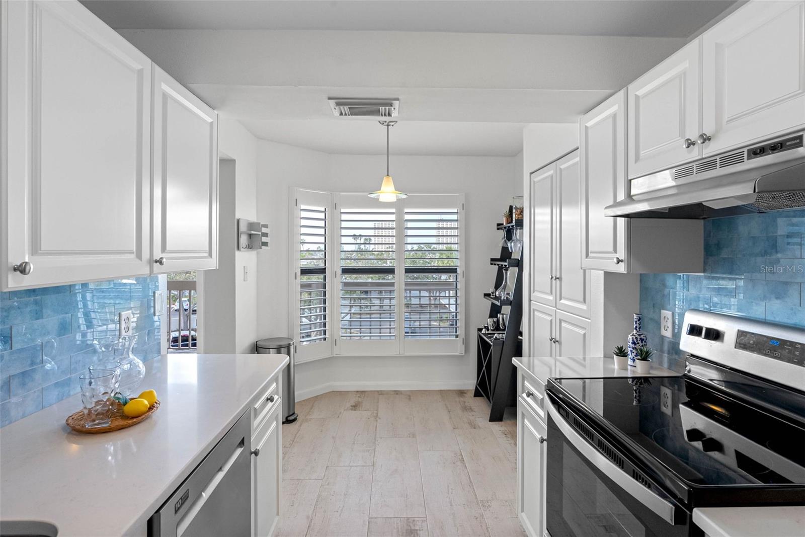 PASADENA COVE CONDO - Residential