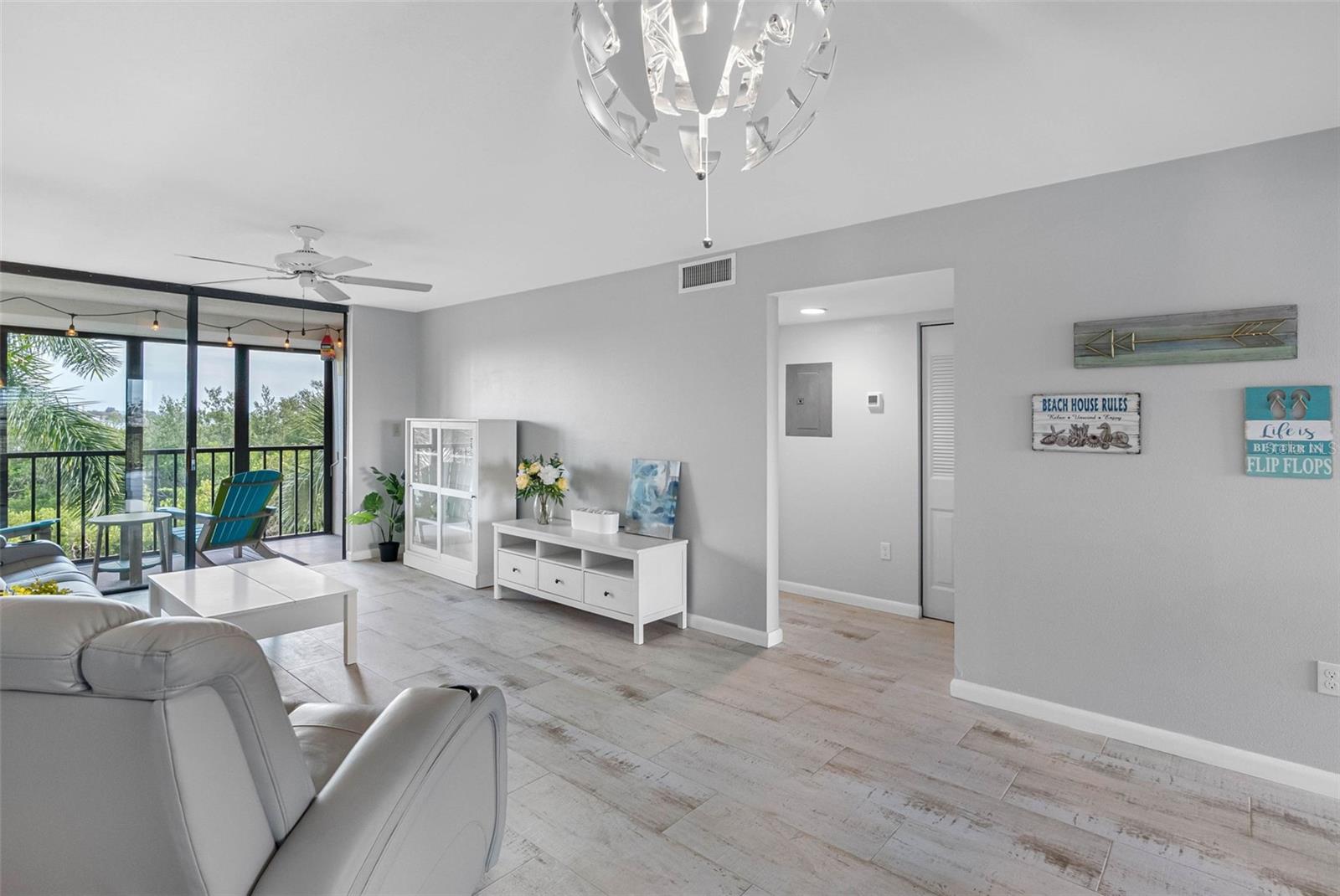 PASADENA COVE CONDO - Residential