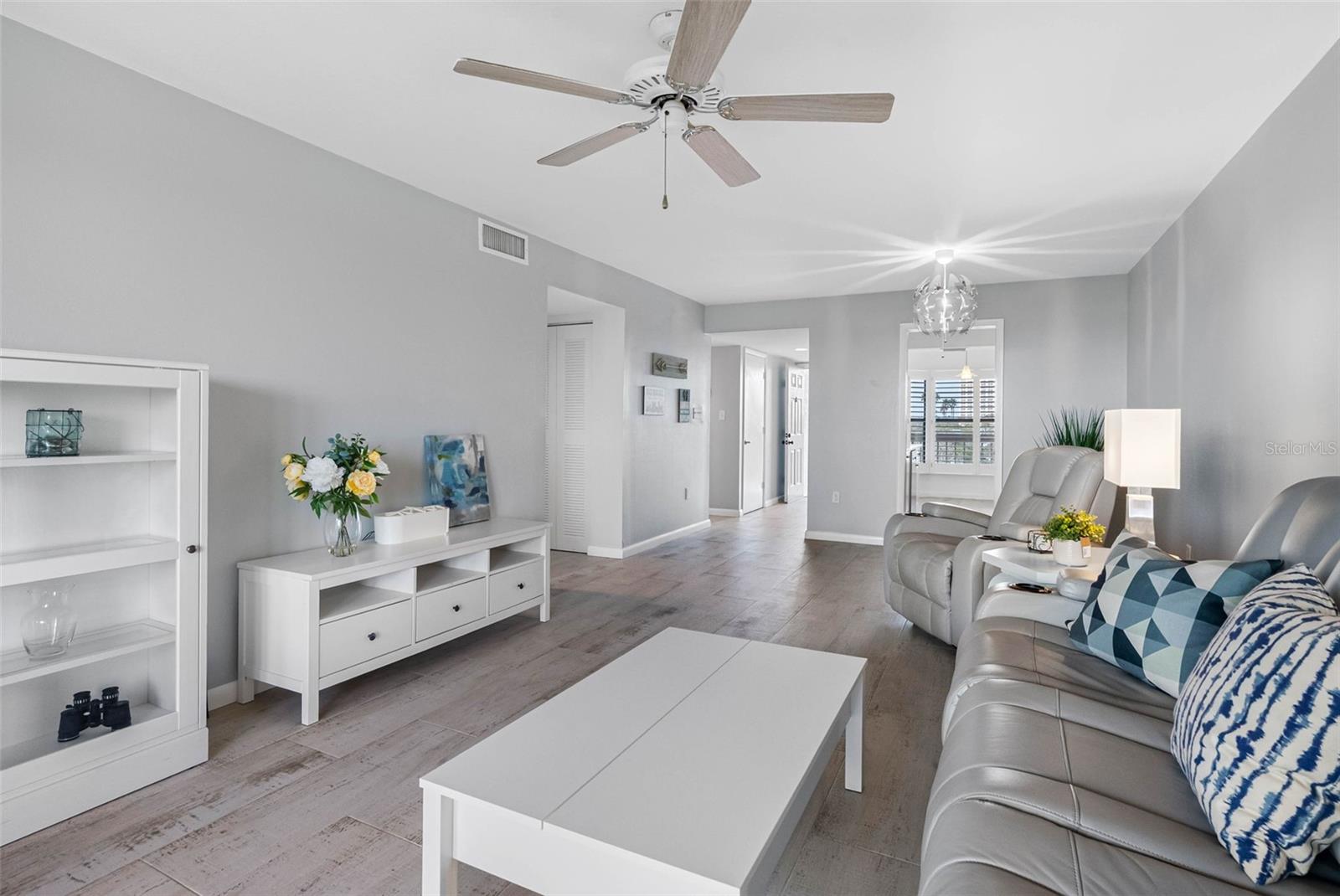 PASADENA COVE CONDO - Residential