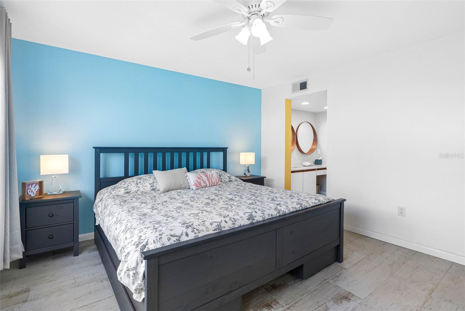 PASADENA COVE CONDO - Residential