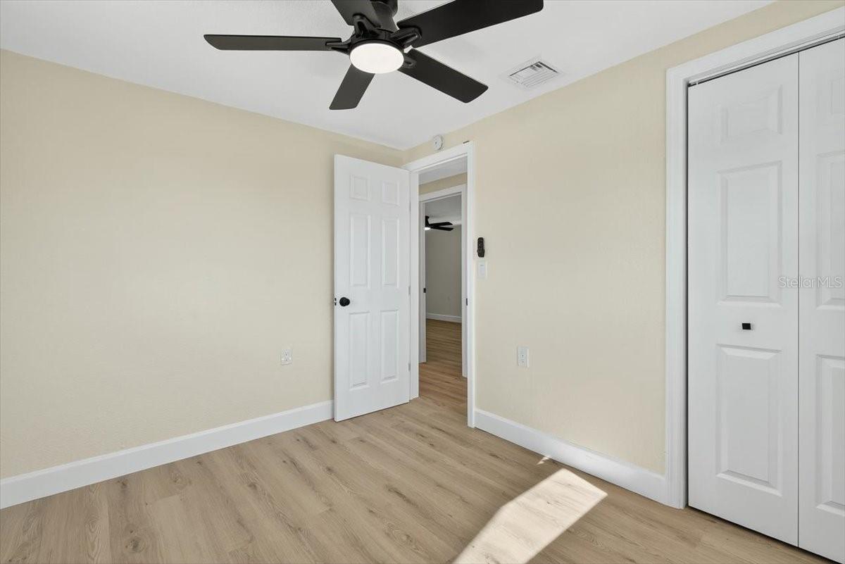 CREEK LANE SUB - Residential Lease