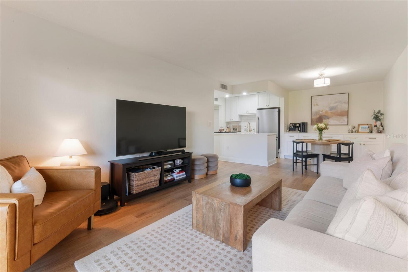 3325 BAYSHORE BOULEVARD D11