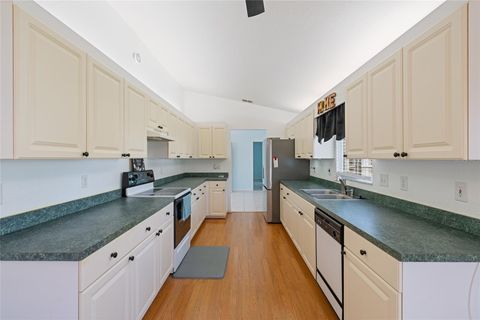 Tiny photo for 13776 SE 87th Avenue, Summerfield, FL 34491 (MLS # G5112525)