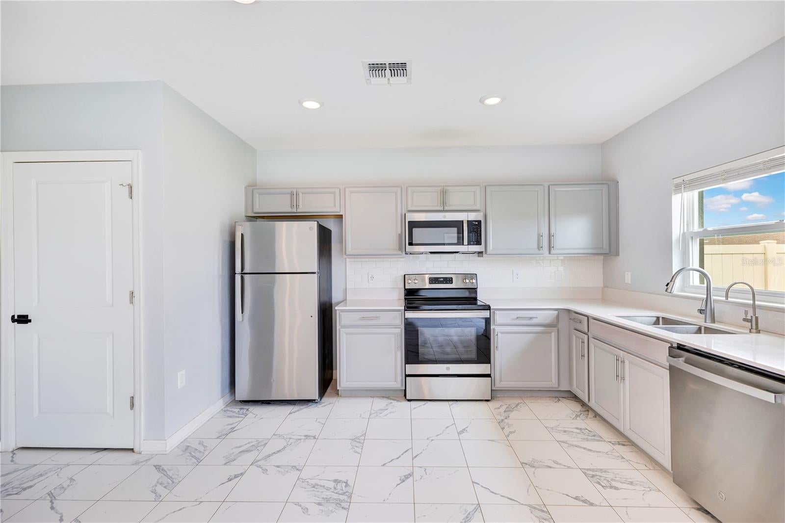 720 TAURUS LANE