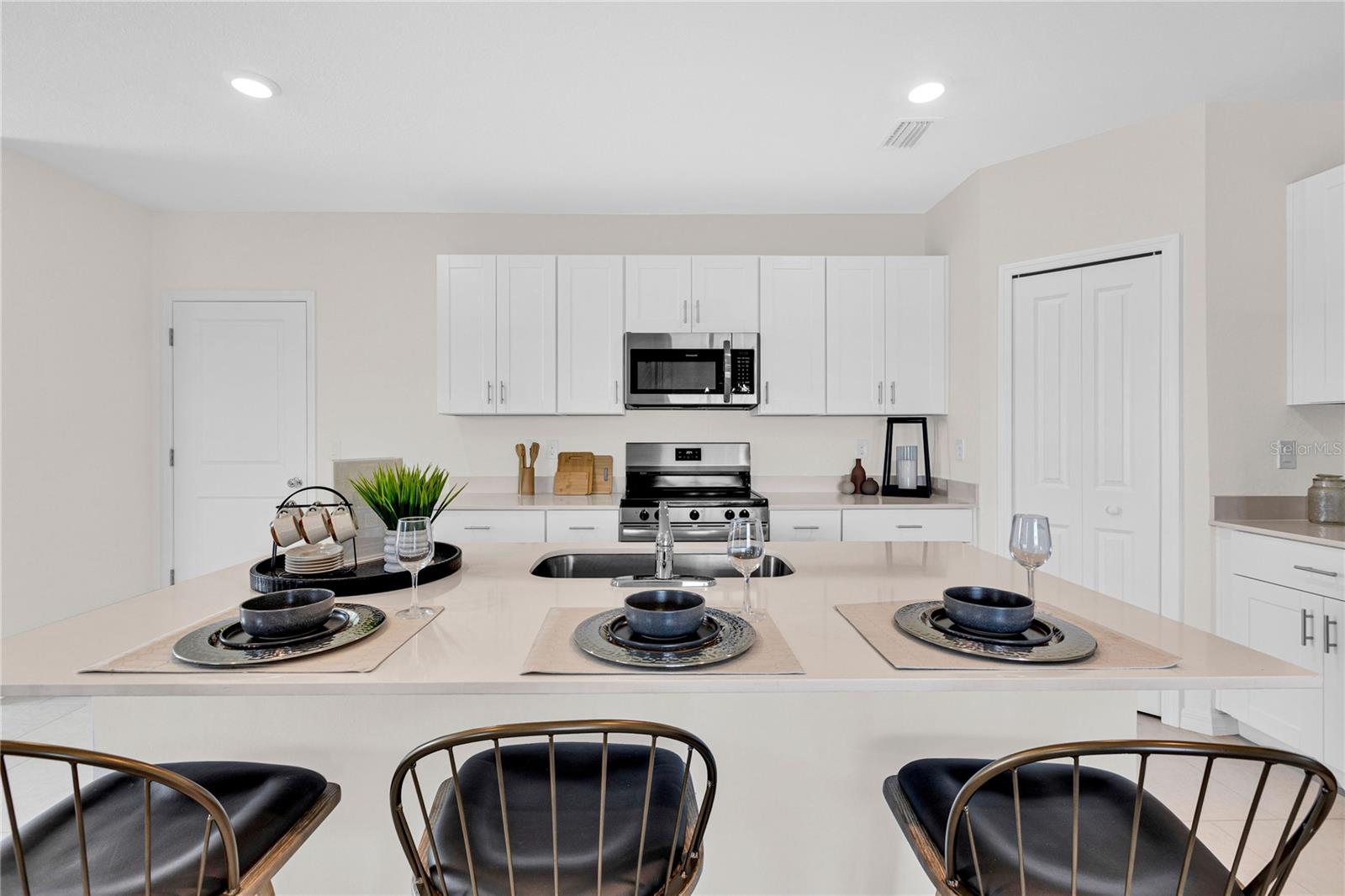 RYE RANCH - Residential