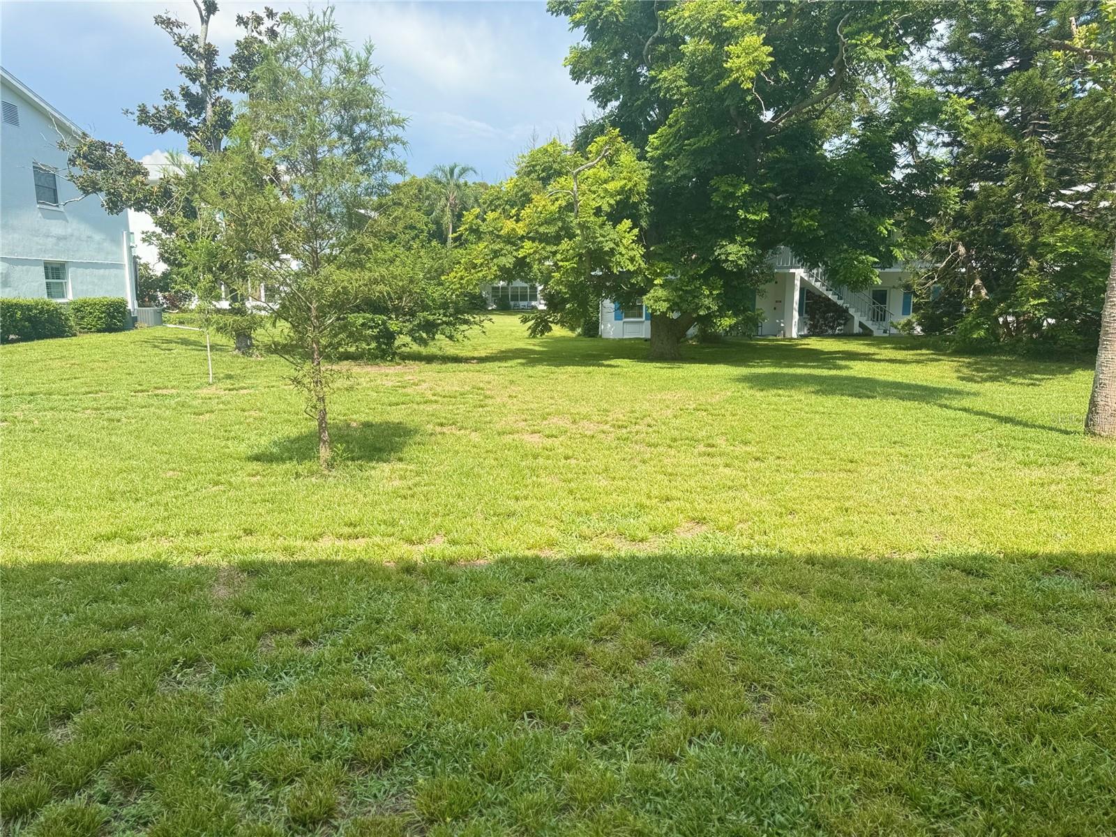 600 GLENNES LANE 106