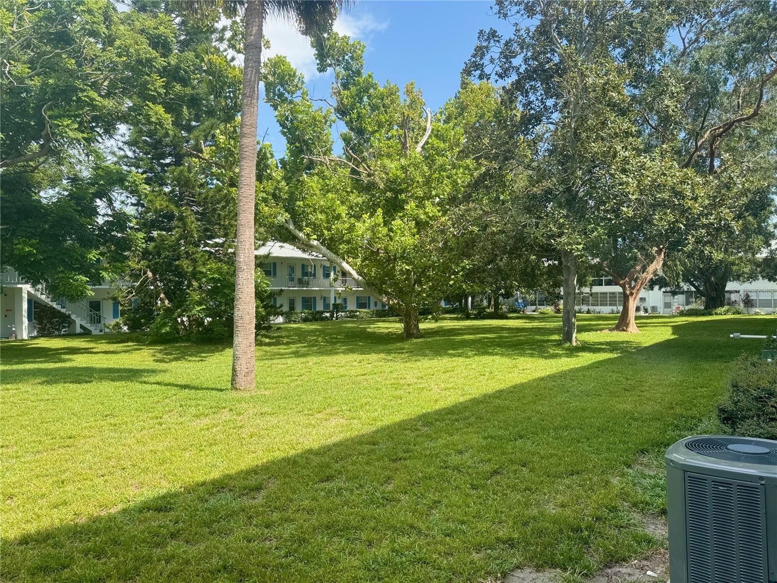 600 GLENNES LANE 106