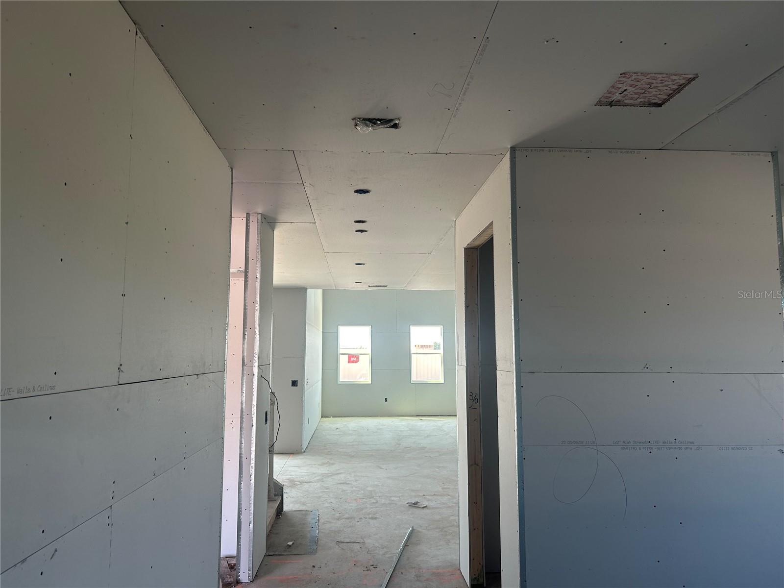 10123 HIDDEN HAMMOCK LOOP