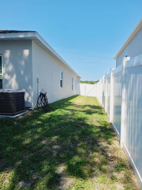 A home in DAVENPORT