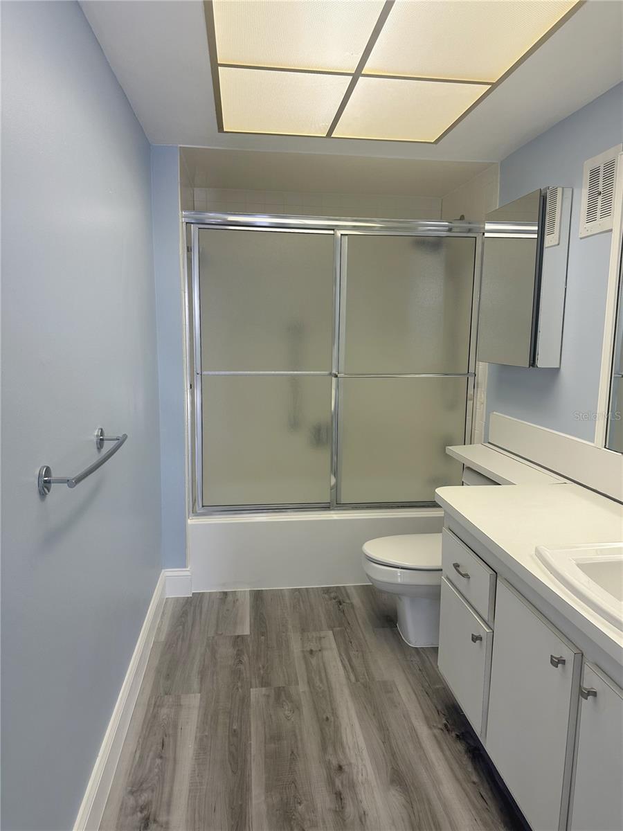 CONCORD TOWERS CONDO - Residential