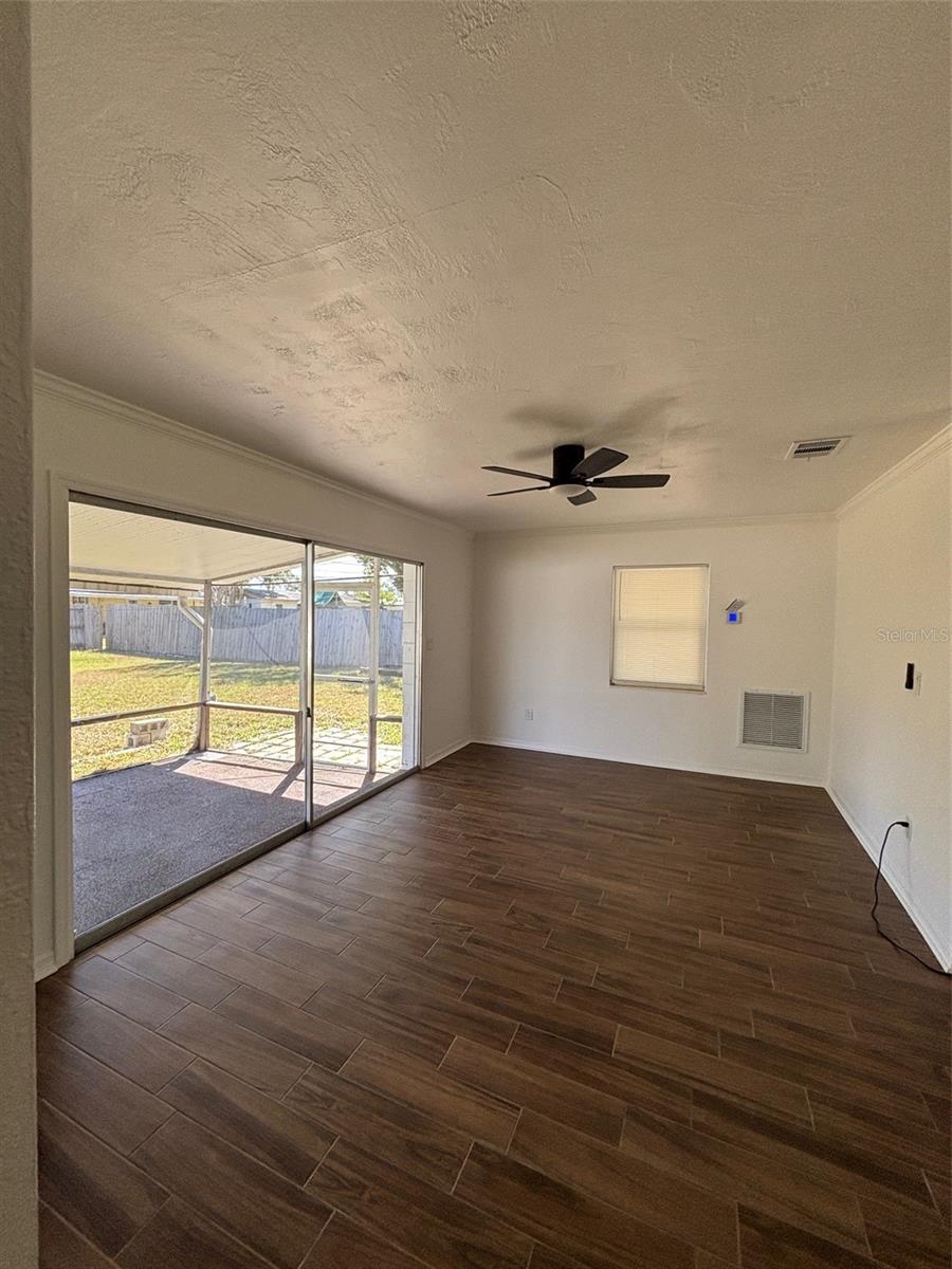 SHORE ACRES BUTTERFLY LAKE REP - Residential